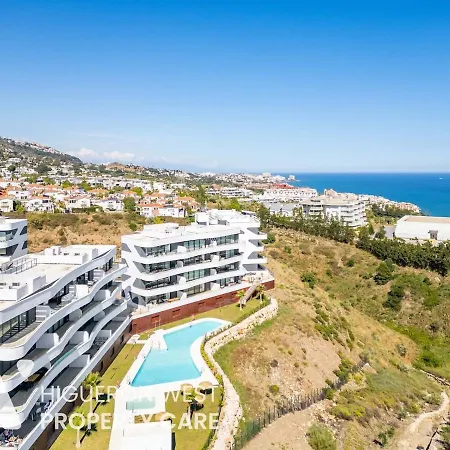 Higueron West Collection - The Skyline Penthouse By Hwpc *